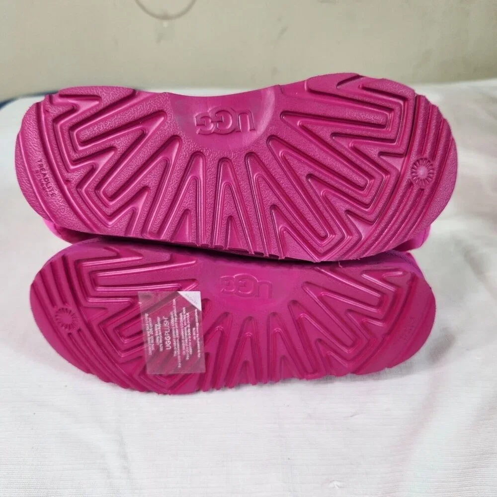 Ugg Kids Bailey Bow Maxi Wavelength Boots Pink NWOB Size 5